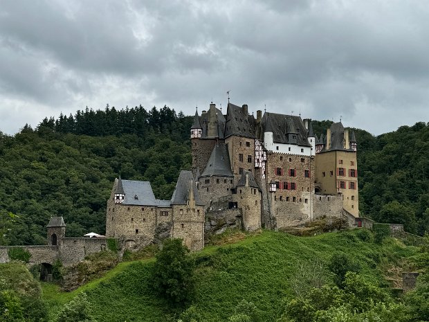 02. Juli Tagesausflug zur Burg Eltz