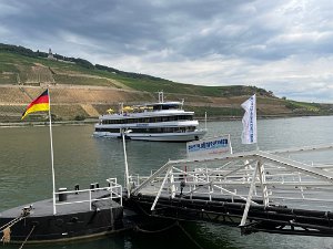 Rhein-Schifffahrt und Sankt Goar am 19.07. ... vorbei an der Loreley