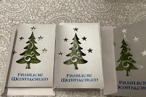 Weihnachtskarten 2021 ... 175 Karten verschickt und 1 verteilt